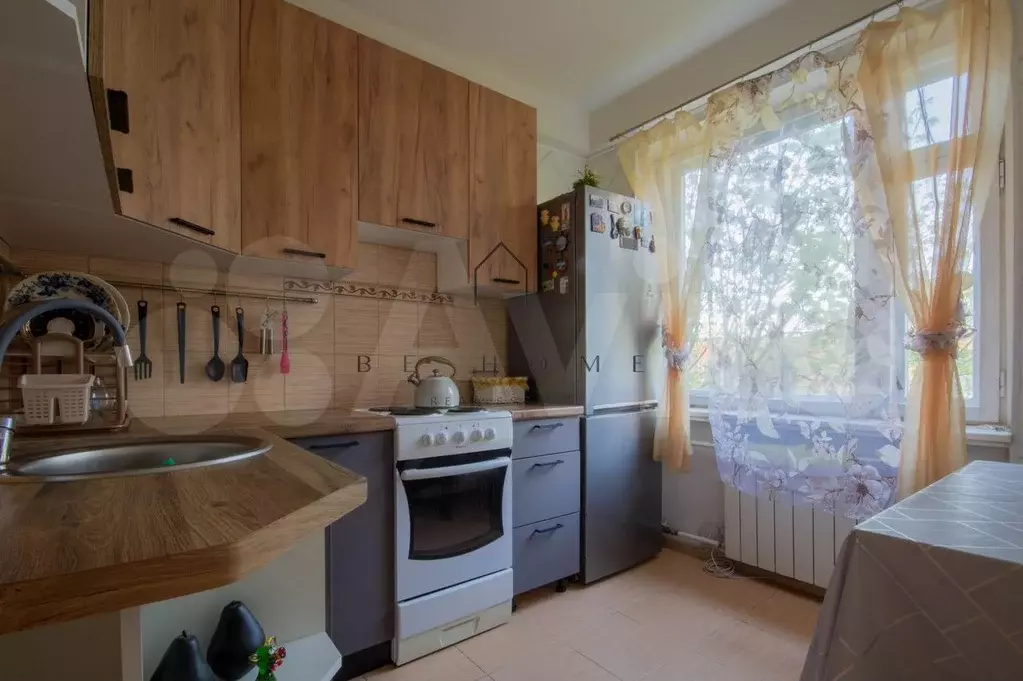 2-к. квартира, 57 м, 4/9 эт. - Фото 0