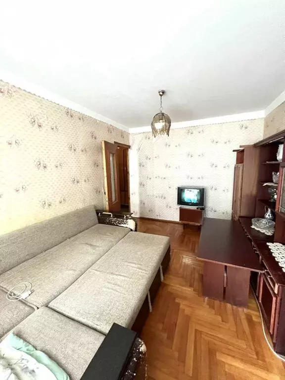 2-комнатная квартира: Ессентуки, улица Долина Роз, 10 (45 м) - Фото 1