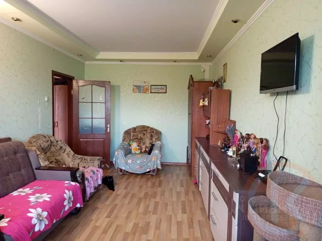 2-к кв. Крым, Симферополь ул. Героев Сталинграда, 35 (50.0 м) - Фото 1