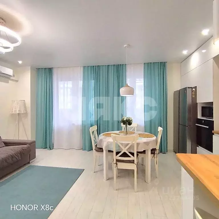 3-к кв. Волгоградская область, Волгоград Кузнецкая ул., 75 (94.0 м) - Фото 1