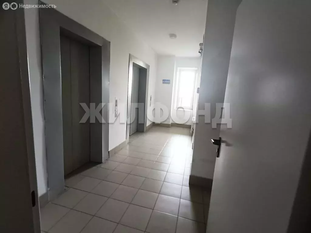 1-комнатная квартира: Абакан, улица Крылова, 85 (40 м) - Фото 0