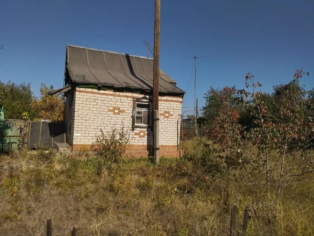 Дом в Волгоградская область, Волжский Химик СНТ, ул. 2-я ... - Фото 1