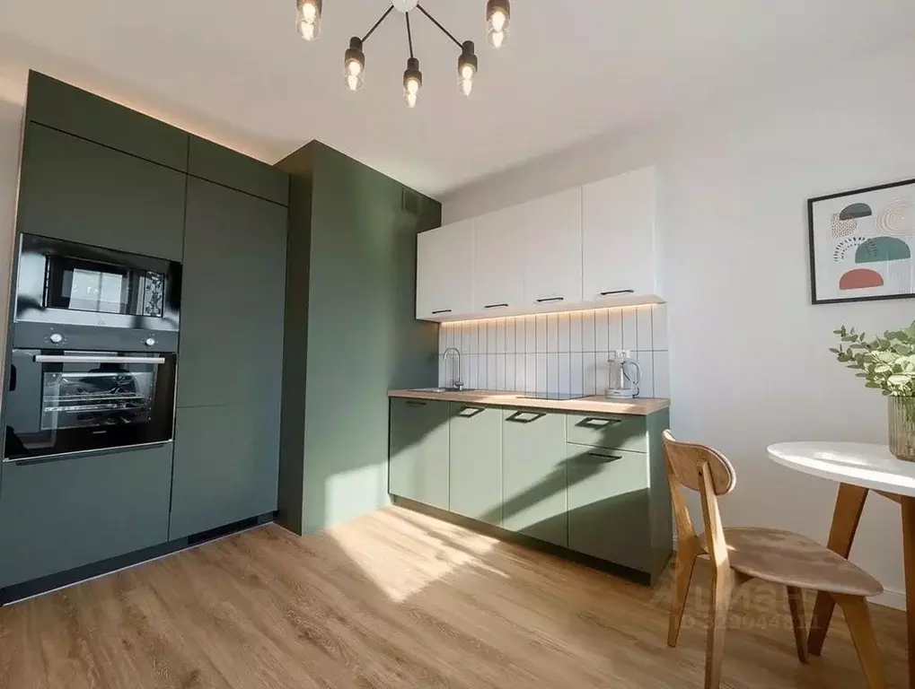 Студия Тюменская область, Тюмень ул. Монтажников, 42Б (28.7 м) - Фото 1