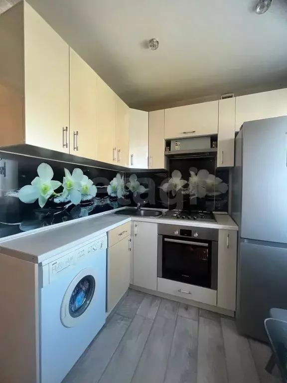 Квартира, 3 комнаты, 64 м - Фото 1