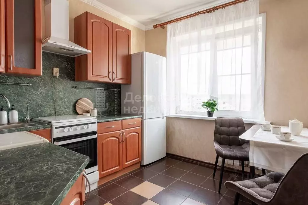 3-к кв. Новгородская область, Великий Новгород просп. Мира, 20/38 ... - Фото 1