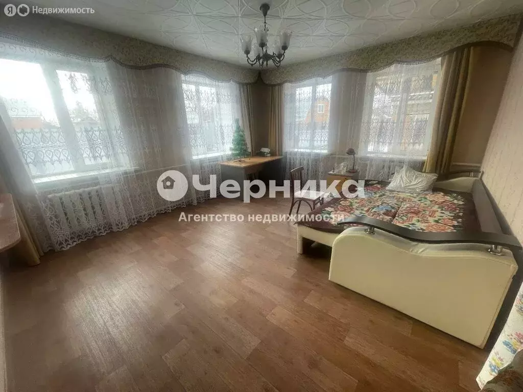 Дом в хутор Старая Станица, улица Комарова, 26 (75 м) - Фото 1