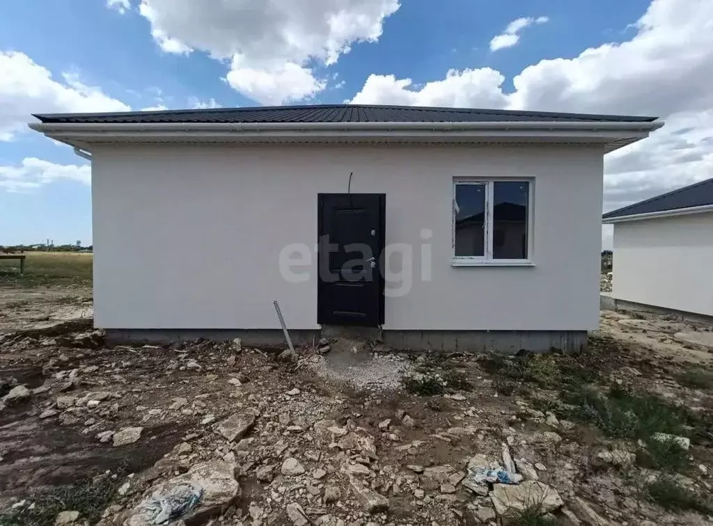 Дом в Крым, Симферопольский район, 3-й массив садовые участки  (67 м) - Фото 1