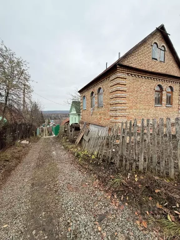 Дом в Пензенская область, Пензенский район, Засечный сельсовет, с. ... - Фото 2
