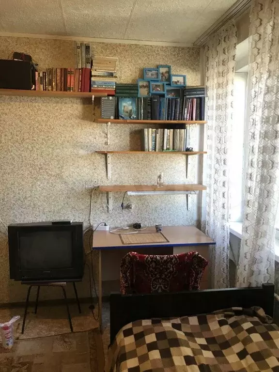 Комната 52 м в 3-к., 2/9 эт. - Фото 1