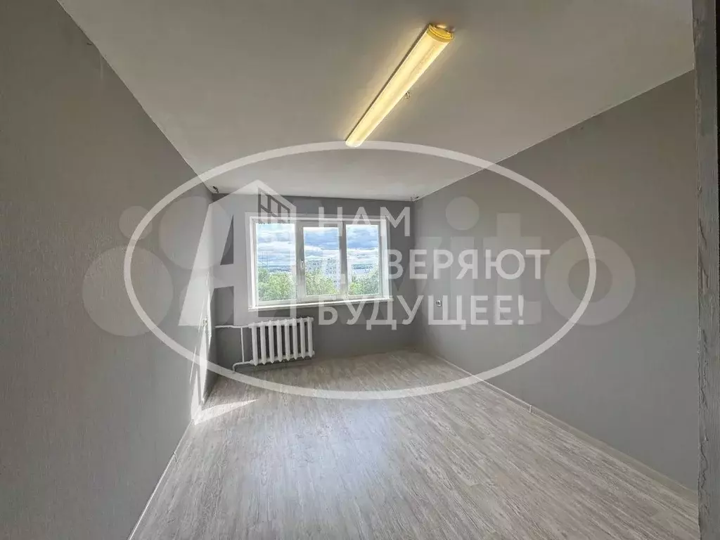 Комната 12,5 м в 1-к., 5/5 эт. - Фото 1