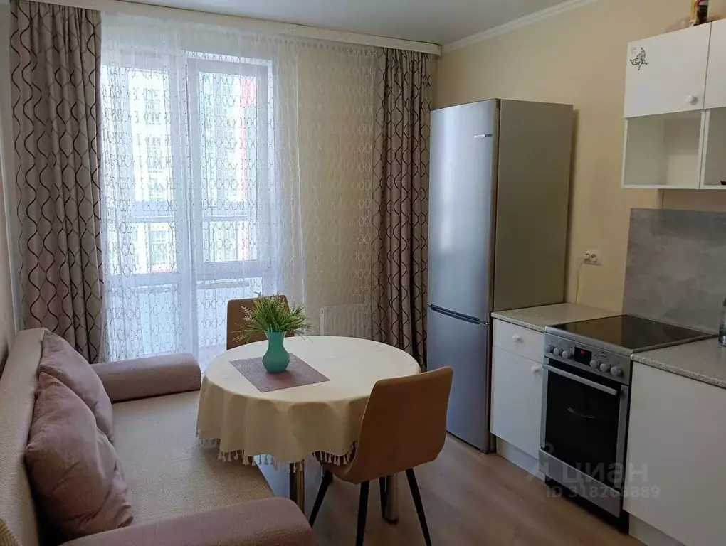 1-к кв. Тюменская область, Тюмень ул. Василия Подшибякина, 19 (38.0 м) - Фото 0