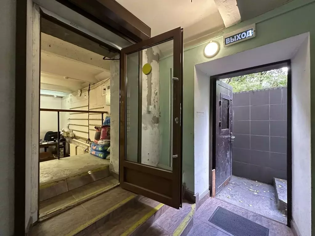 Помещение свободного назначения в Москва Грохольский пер., 10/5 (103 ... - Фото 2