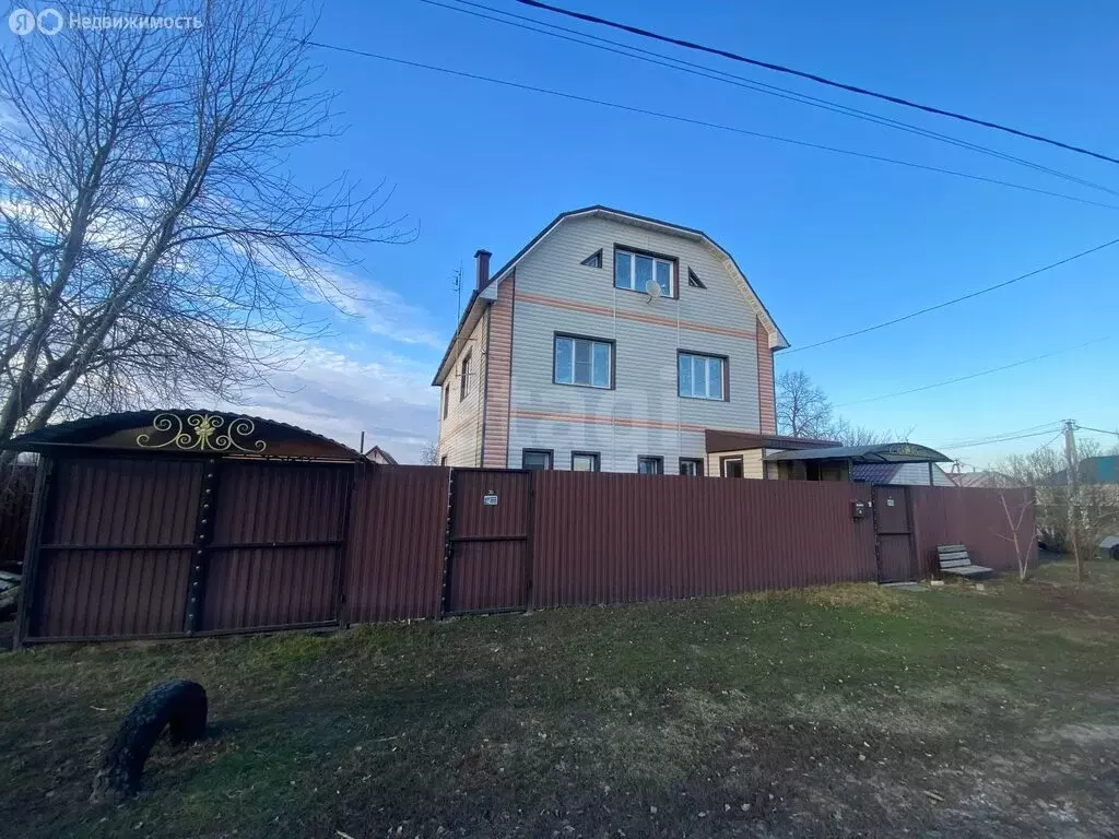 Дом в село Орлово, улица Александра Кобзева (162.5 м) - Фото 1