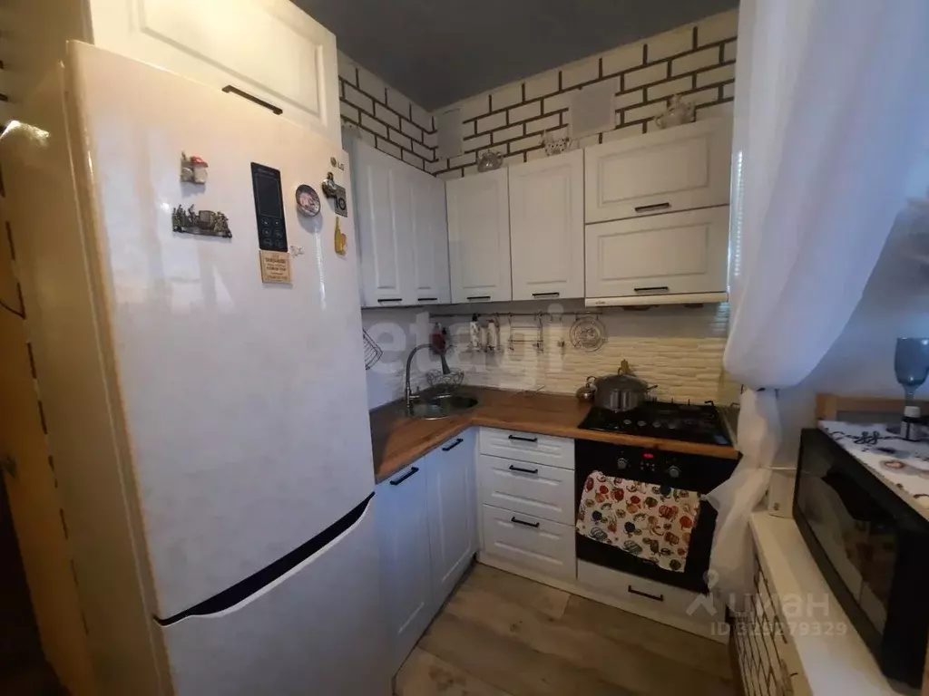 2-к кв. Челябинская область, Озерск просп. Ленина, 83 (45.7 м) - Фото 2