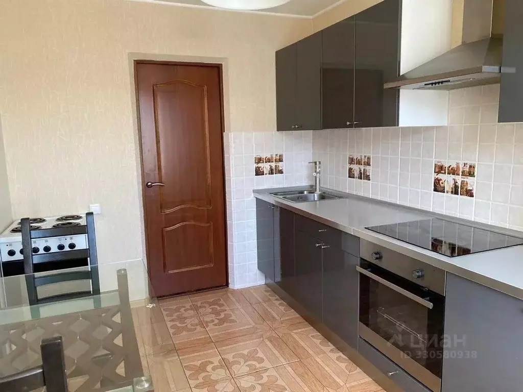 2-к кв. Башкортостан, Уфа Кавказская ул., 12 (66.8 м) - Фото 1