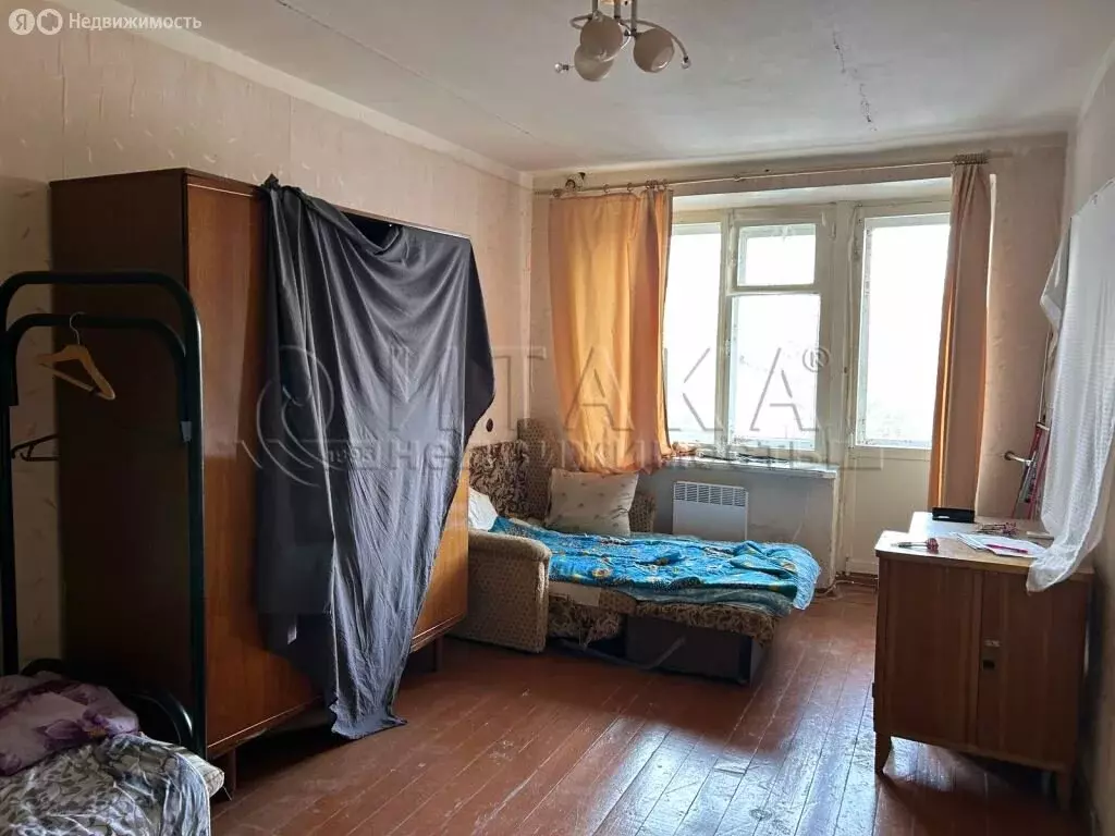 3-комнатная квартира: деревня Старая Слобода, 21 (57.4 м) - Фото 1