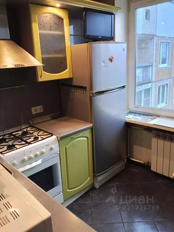 3-к кв. Санкт-Петербург ул. Черкасова, 8К4 (57.4 м) - Фото 1