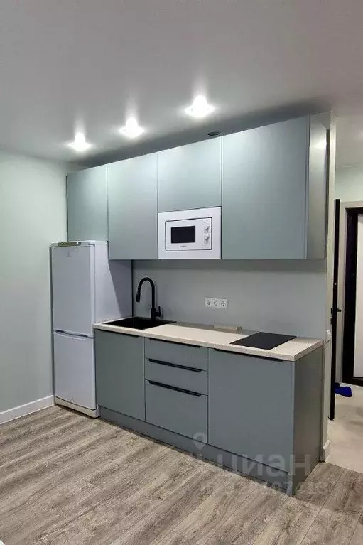 Студия Московская область, Красногорск городской округ, д. Глухово ул. ... - Фото 1