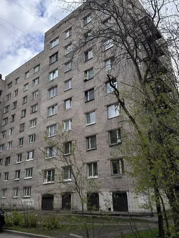 Комната 12,4 м в 8-к., 2/9 эт. - Фото 1