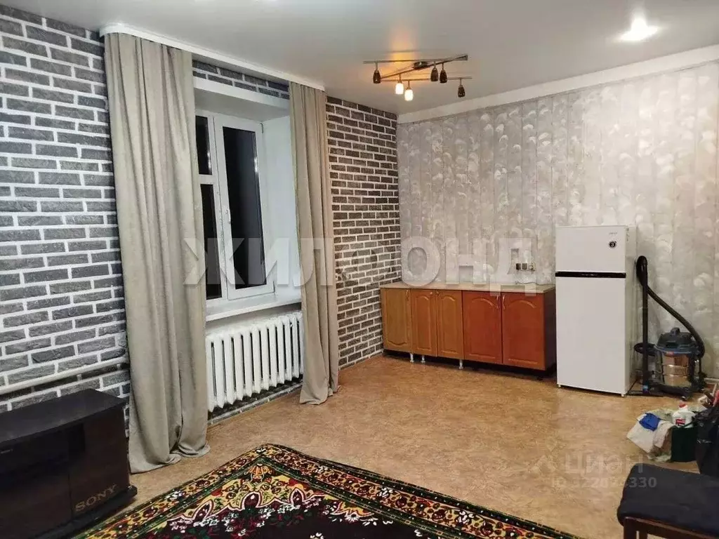 Комната Новосибирская область, Новосибирск ул. Халтурина, 33 (18.0 м) - Фото 1