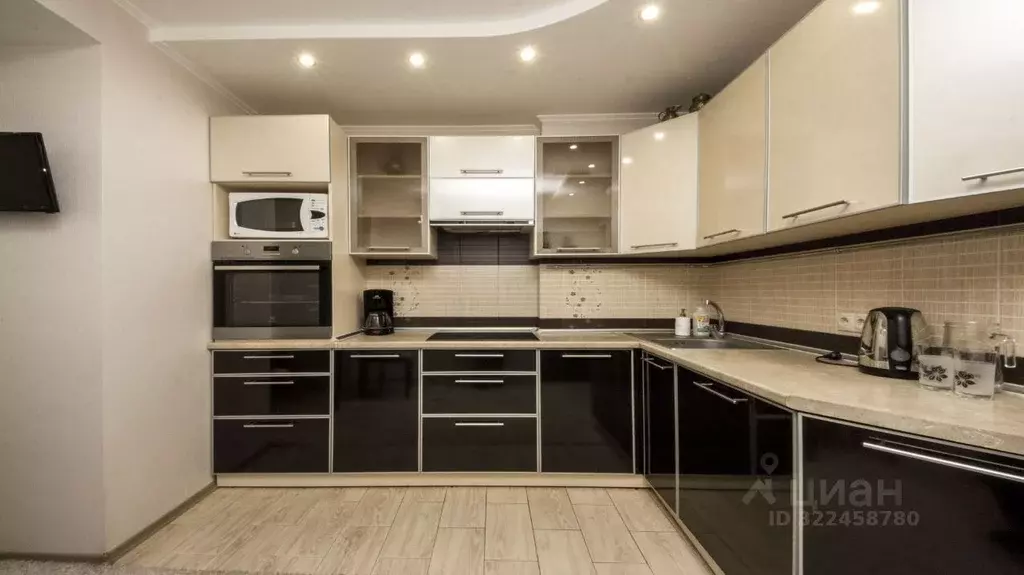 2-к кв. Омская область, Омск ул. Крупской, 36 (38.0 м) - Фото 2