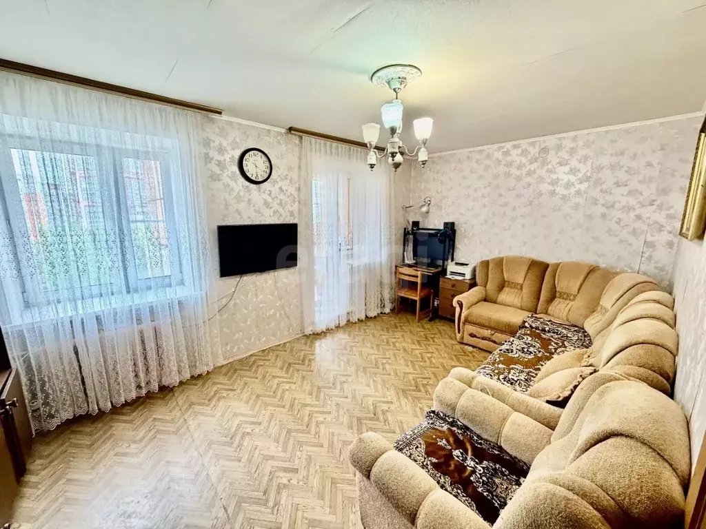 3-к кв. Татарстан, Казань ул. Коммунаров, 2 (66.5 м) - Фото 1