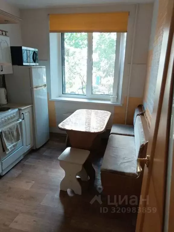 2-к кв. Самарская область, Тольятти ул. Толстого, 20Б (52.0 м) - Фото 1