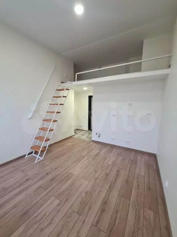 Доля в квартира-студии, 37 м, 3/7 эт. - Фото 1