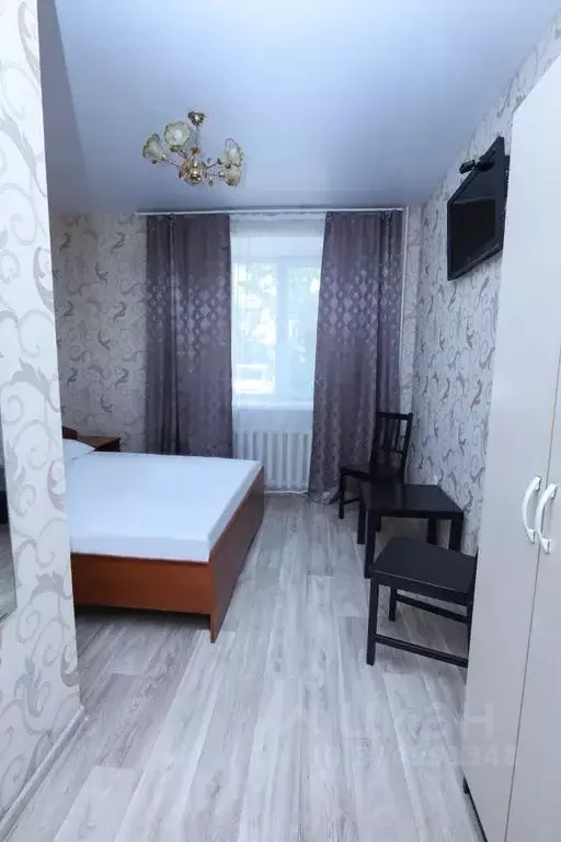 Комната Свердловская область, Екатеринбург пер. Мордвинский, 1 - Фото 2