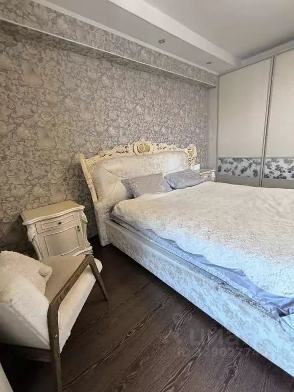 3-к кв. Хабаровский край, Хабаровск ул. Гамарника, 64 (123.9 м) - Фото 1