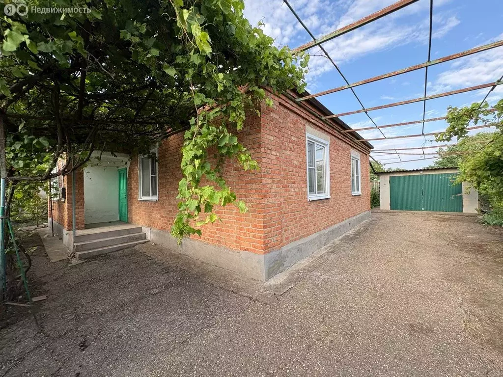 Дом в Новоалександровск, Фестивальная улица (100 м) - Фото 0