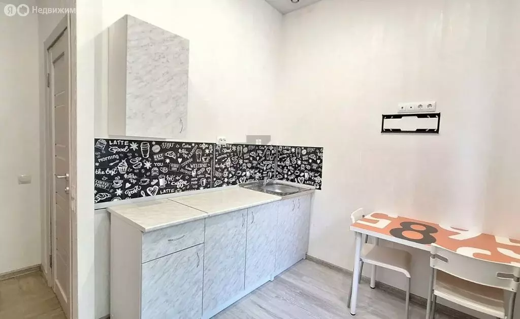 Квартира-студия: Казань, улица Сибирский Тракт, 22 (17 м) - Фото 1