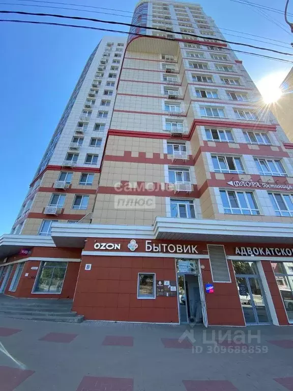 2-к кв. Белгородская область, Белгород Вокзальная ул., 26А (76.2 м) - Фото 0