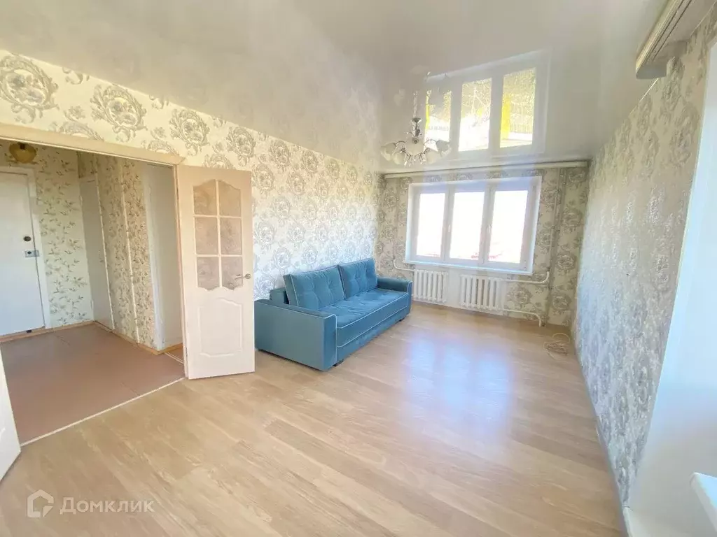Продаётся 4-к квартира, 70 м - Фото 1