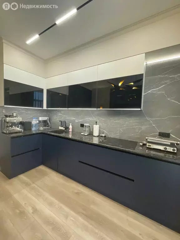 2-комнатная квартира: Челябинск, улица Свободы, 4 (66 м) - Фото 2