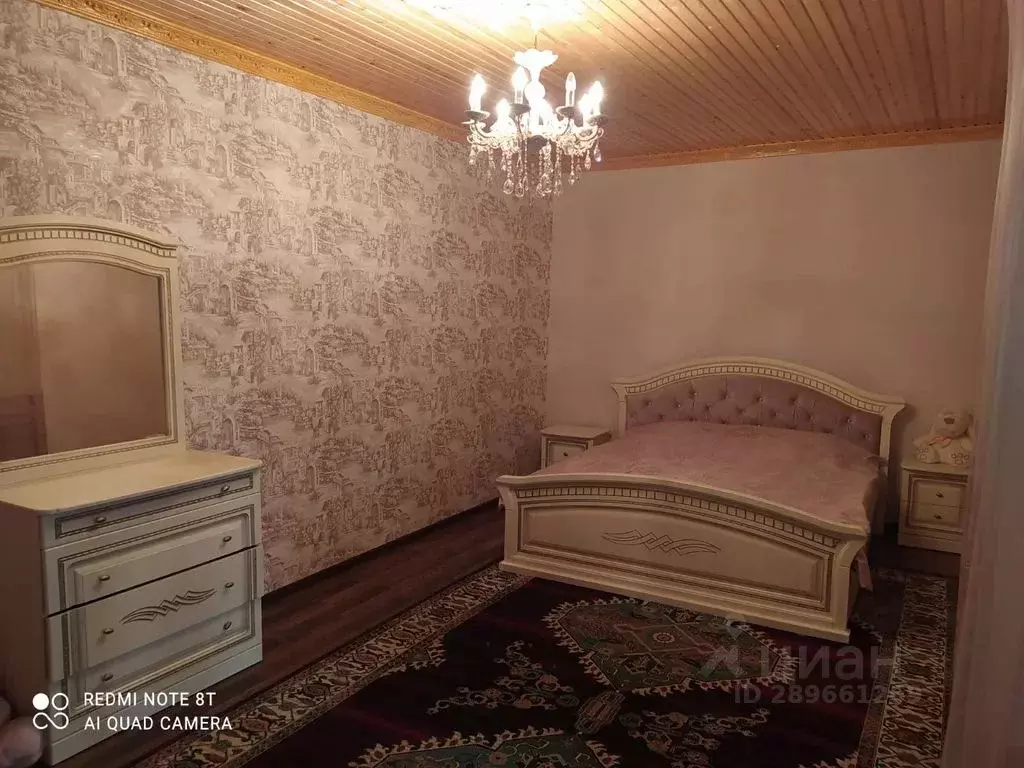 Дом в Дагестан, с. Гуниб ул. Имени Ольги Форш, 27 (120 м) - Фото 1