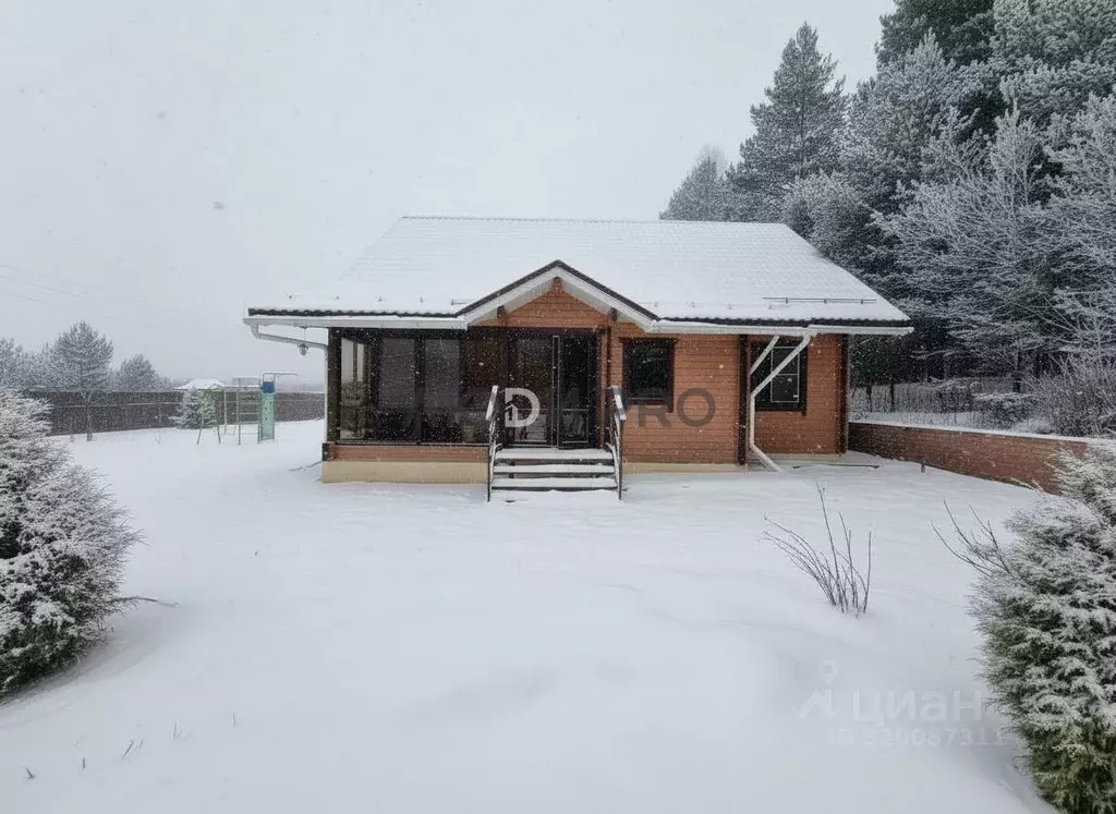 Дом в Кировская область, Киров городской округ, д. Хабаровы 21Ж (205 ... - Фото 1