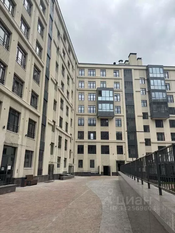 Гараж в Санкт-Петербург Ремесленная ул., 15 (14 м) - Фото 1