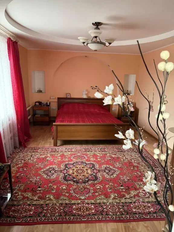 Дом в Омская область, Омск ул. Луначарского, 38 (49 м) - Фото 1