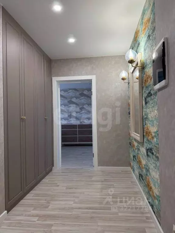 2-к кв. Саратовская область, Энгельс Пристанская ул., 85 (66.7 м) - Фото 2