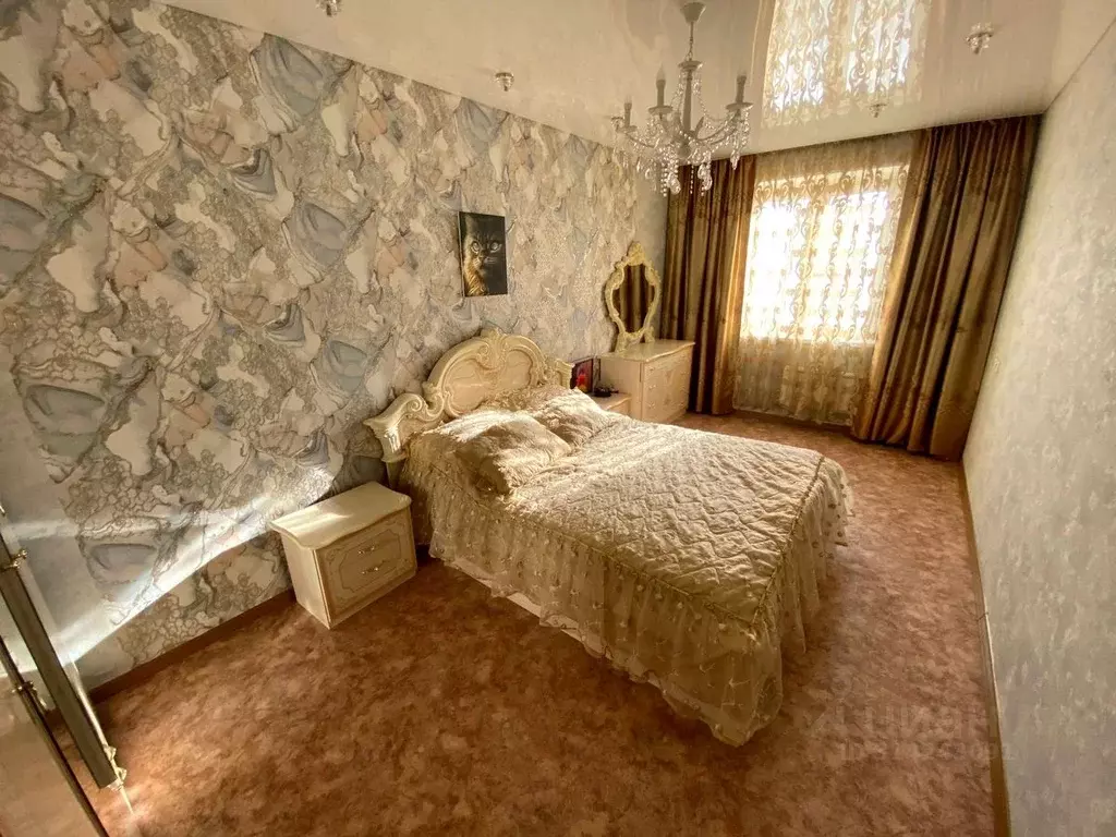 2-к кв. Челябинская область, Челябинск ул. Академика Макеева, 11 (65.0 ... - Фото 1