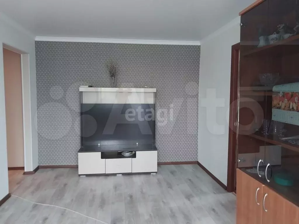 4-к. квартира, 60м, 4/5эт. - Фото 0