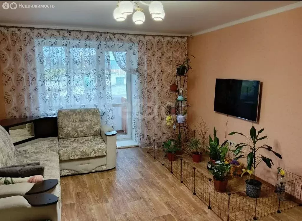 3-комнатная квартира: Ишим, улица Красина, 20 (54 м) - Фото 1
