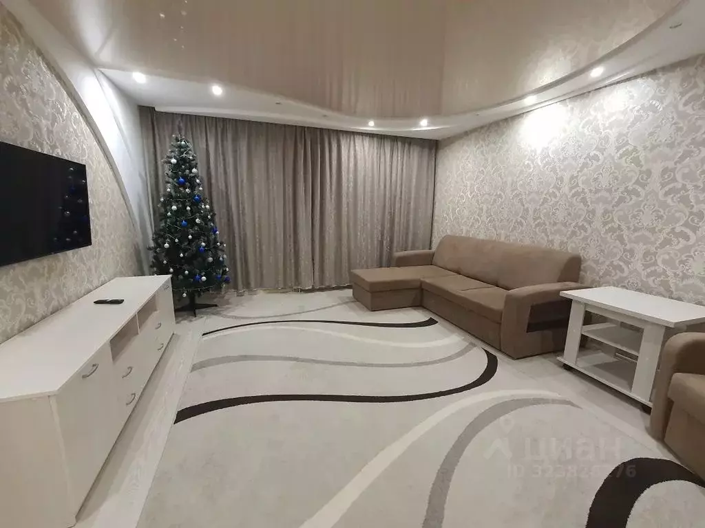 3-к кв. Вологодская область, Великий Устюг ул. Кузнецова, 68 (70.0 м) - Фото 1