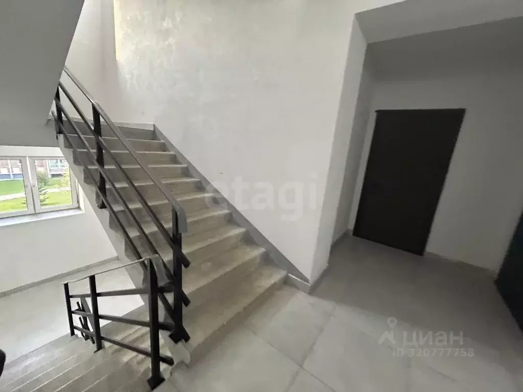 1-к кв. Смоленская область, Смоленский муниципальный округ, д. Ясенная ... - Фото 1