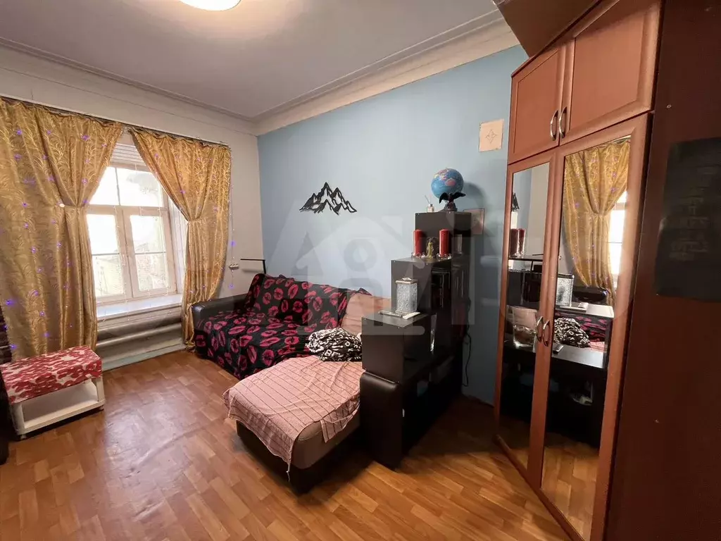 Комната 19 м в 5-к., 2/2 эт. - Фото 1