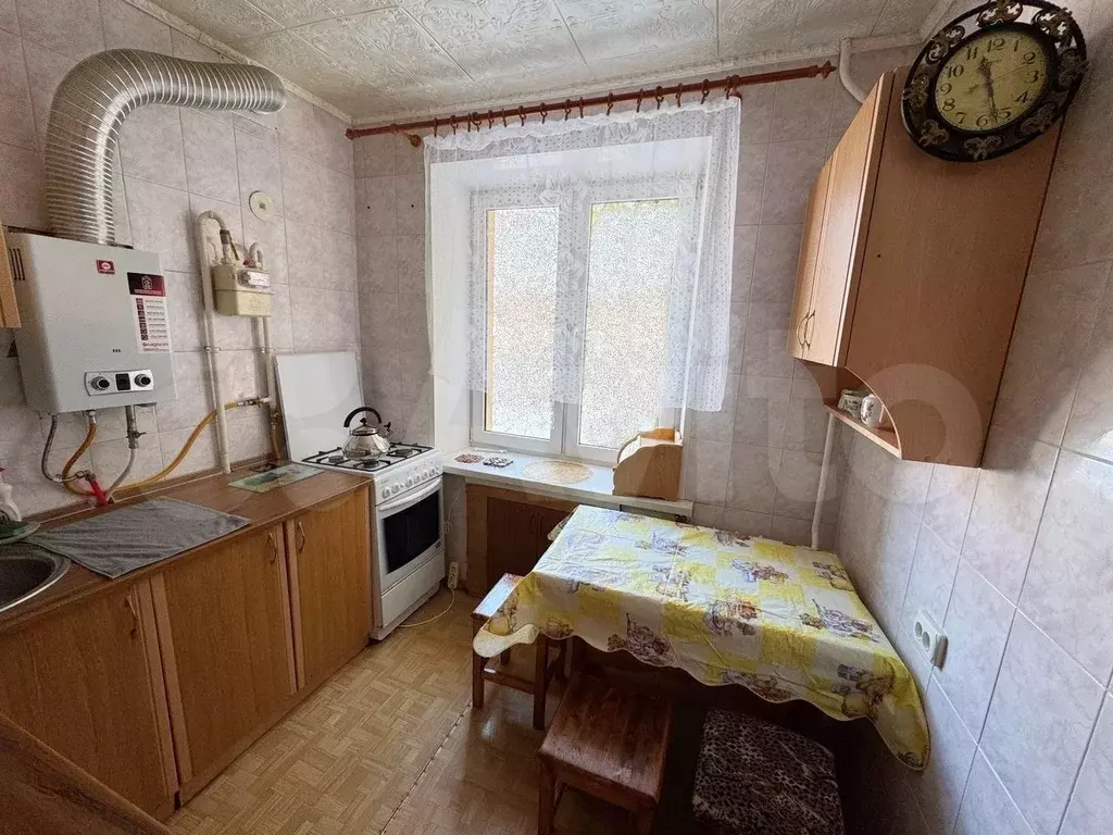 3-к. квартира, 55 м, 2/2 эт. - Фото 1