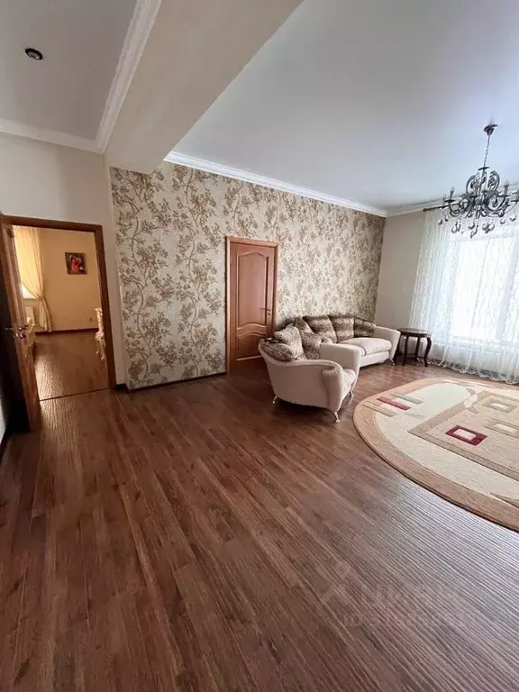 Дом в Ставропольский край, Буденновск ул. Свободы, 282 (210 м) - Фото 1