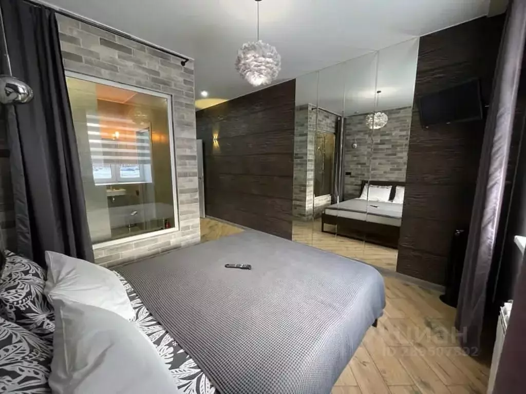 2-к кв. Омская область, Омск ул. Красный Путь, 103 (42.0 м) - Фото 1