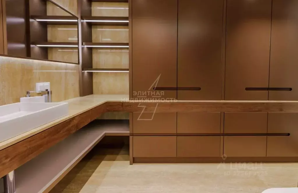 3-к кв. Москва 1-й Красногвардейский проезд, 15 (202.0 м) - Фото 2